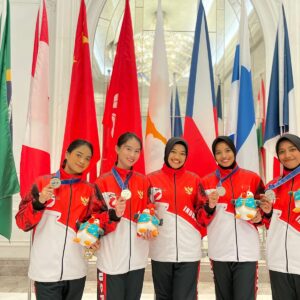 Bikin Bangga, Tim Terjun Payung Polri Raih Prestasi di Kejuaraan Skydiving Asia dan Dunia