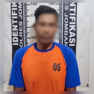 *Bela Selingkuhan, Ayah di Jombang Aniaya Anaknya dan Ancam Akan Dibunuh*