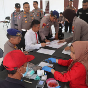 *Peringati Hari Jadi Polwan ke -76, Polres Pasuruan Kota Bantu Penuhi Stok darah di PMI*
