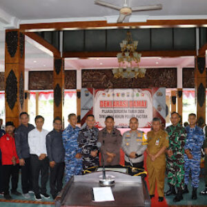 *Wujudkan Pemilu Kondusif, Polres Pacitan Gelar Deklarasi Damai Pilkada 2024*