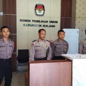 *Polres Malang Tingkatkan Pengamanan di Kantor KPU dan Bawaslu Jelang Pilkada 2024*