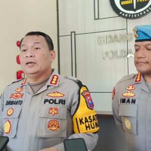 *Viral Video Polwan Tegur Pengunjung yang Sedang Makan di Warkop, Kabid Humas Polda Jatim : Sudah Saling Memaafkan*