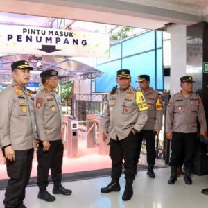 *Polresta Banyuwangi Pertebal Pengamanan Pelabuhan Jelang HLF MSP dan IAF 2024 di Bali*