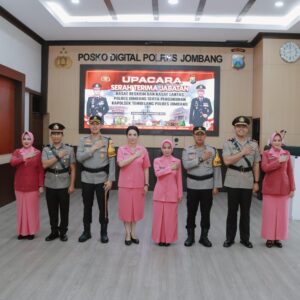 *Penyegaran Jabatan, Kapolres Jombang Pimpin Sertijab Kasat Reskrim, Kasat Lantas dan Pengukuhan Kapolsek Tembelang*