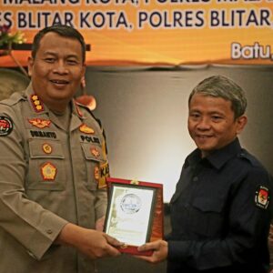 *Road Show, Bidhumas Polda Jatim Gelar Sarasehan bersama Media Wujudkan Pilkada Damai*