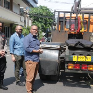 *Polda Jatim Berhasil Menangkap Komplotan Pencuri Truk Trailer di Surabaya*