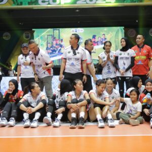 *Tim Voli Putra Putri Polda Jatim Lolos 8 Besar Kapolri Cup 2024*