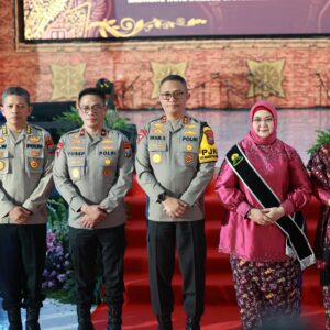 *Peringatan HUT Polwan ke-76, Ini Pesan Kapolda Jatim*
