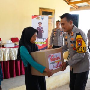*Cooling System, Polres Ponorogo Gelar Curhat Kamtibmas, Ajak Warga Jaga Suasana Dalam Pilkada*