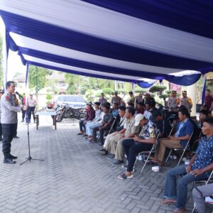 *Ops Zebra Semeru 2024, Polres Situbondo Lakukan Pembinaan Ortu dan Anak yang Terlibat Balap Liar*
