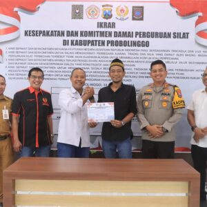 *Polres Probolinggo Fasilitasi Ikrar Damai Dua Perguruan Silat Komitmen Jaga Kamtibmas*