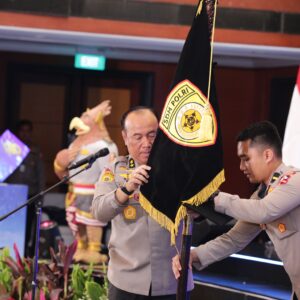 *Kukuhkan Pataka Daksha Prasastya, Komitmen SSDM Polri Cetak SDM Unggul Wujudkan Indonesia Emas 2045