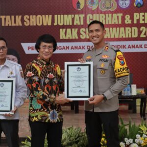 *Polres Jember Raih Penghargaan dari Lembaga Perlindungan Anak Indonesia*