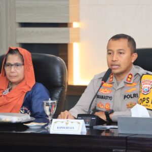 *Kapolres Kediri Kota Bersama Pj Walikota Tekankan Netralitas Aparatur Negara di Pilkada 2024*