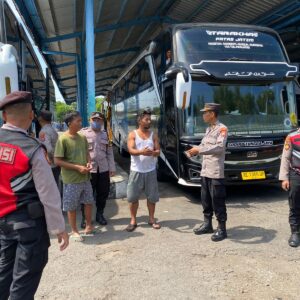 *Polres Magetan Gencar Lakukan Publik Address, Ajak Masyarakat Wujudkan Pilkada 2024 Damai*