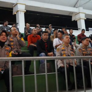 *Polisi Pertebal Pengamanan Debat Pilkada Publik di Ponorogo Berjalan Aman dan Kondusif*