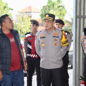 *Kapolresta Banyuwangi Tinjau Gudang KPU, Pastikan Kesiapan Keamanan dan Logistik Pilkada 2024*