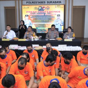 *Polrestabes Surabaya Berhasil Ungkap Jaringan Narkoba, 16 Kg Sabu Disita*