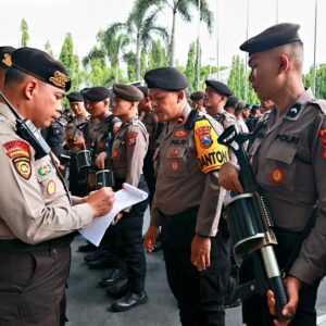 *Polda Jatim Terjunkan 780 Personel Debat Publik Kedua di Pilkada Jatim Berlangsung Aman*