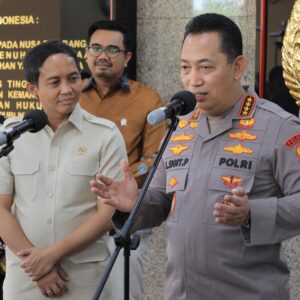 Menhut Raja Juli Temui Kapolri Bahas Penegakan Hukum Kehutanan