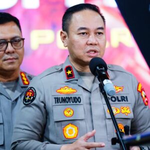 Densus 88 AT Polri Tangkap Tiga Terduga Teroris Anshor Daulah Jateng