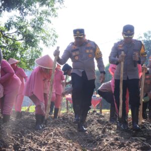 *Dukung Asta Cita Polres Madiun Ajak Masyarakat Wujudkan Ketahanan Pangan*