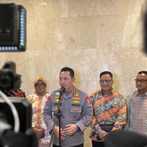 Kapolri Apresiasi Dedikasi Kompolnas 2020-2024, Sambut Hangat Komisioner Kompolnas 2024-2028