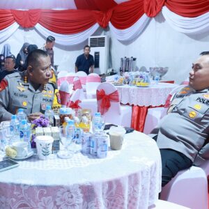 *Polda Jatim Siapkan 805 Personel Gabungan, Debat Publik ke 3 Paslon Cagub Jawa Timur Kondusif*