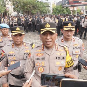 *Polresta Sidoarjo Sebar 1.298 Personel Untuk Amankan TPS Pilkada 2024*