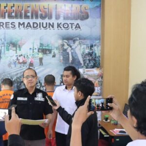 *Polres Madiun Kota Ungkap Penyalahgunaan Narkotika Jenis Sabu 3 Tersangka Diamankan*