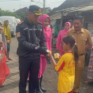 *Polres Jember Berhasil Menangkap Tersangka Penyebab Tewasnya Wanita Paruh Baya di Tanggul*