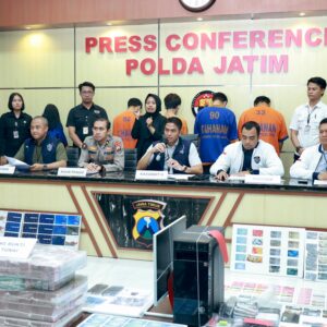 *Wujudkan Asta Cita, Polda Jatim Berhasil Bongkar Judi Online dan TPPU Jaringan Internasional*
