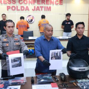 *Polda Jatim Berhasil Amankan Dua Tersangka Spesialis Curanmor Rumah Kos*