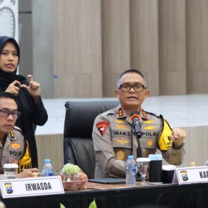 *Kapolda Jatim Menghimbau Masyarakat Rayakan Malam Tahun Baru Secara Sederhana*