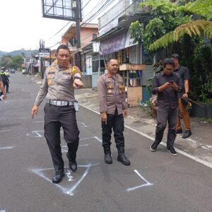 *Polda Jatim Gunakan Alat Canggih Untuk Olah TKP Laka Bus di Kota Batu*