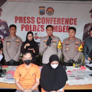 *Polres Jember Berhasil Amankan Pasutri Pemalsu Dokumen Kredit Rugikan Bank 750 Juta*