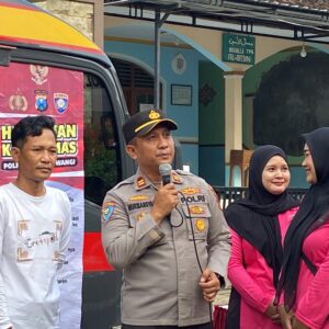 *Mayur Kamtibmas Polresta Banyuwangi Kembali Masuk Desa, Warga Sambut Gembira*