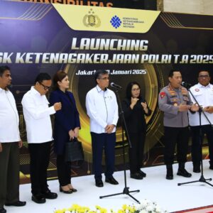 Kapolri Resmikan Desk Ketenagakerjaan Demi Beri Jaminan Perlindungan Kaum Buruh