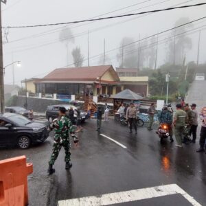 *Polres Probolinggo Tingkatkan Pengamanan Wisata Gunung Bromo saat Libur Panjang*
