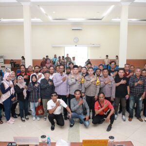 *Ngopi Bersama Media, Kapolres Ajak Media Wujudkan Jombang Aman*