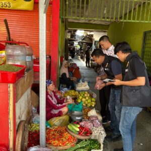 *Polisi Bersama TPID Kabupaten Bojonegoro Sidak Pasar Tradisoinal Jelang Ramadhan*