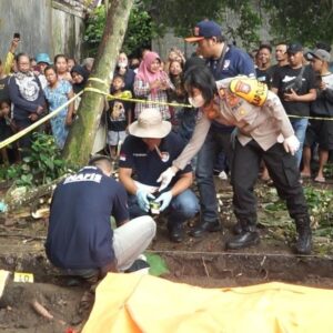 *Polres Jember Berhasil Amankan Terduga Pembuang Bayi Dua Jam Setelah Ditemukan Jasad Terkubur di Pekarangan*
