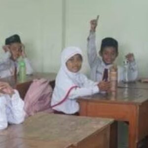 Para Siswa SD-SMP Di Jombang Hanya Belajar 5 jam Di Sekolah Selama Ramadhan.
