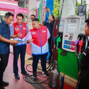 *Polres Malang Sidak SPBU, Pastikan Stok BBM Aman Jelang Idul Fitri 1446H*