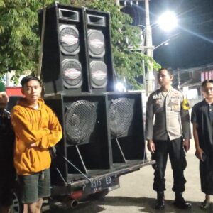 *Polres Situbondo Tertibkan Sound Horeg yang Resahkan Warga saat Patrol Sahur*