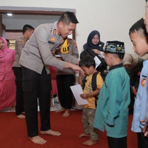 *Ramadhan Berkah, Polres Jember Gelar Buka Puasa Bersama Anak Yatim*