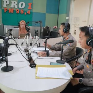 *Polres Jember Gandeng Media Sosialisasikan Call Center 110 untuk Mudik Aman*
