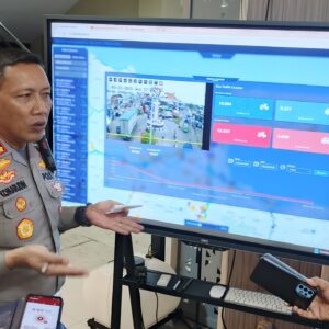*Ops Ketupat Semeru 2025 Polda Jatim Pantau Arus Mudik Lebaran Melalui Aplikasi Mahameru Quick Response*