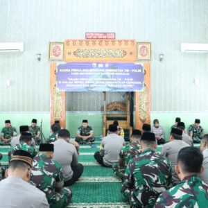 *Indahnya Kebersamaan, Sinergitas Kodim 0829 dan Polres Bangkalan Gelar Pengajian di Bulan Ramadhan*