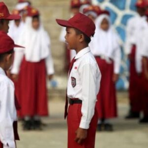 Tahun 2025 Disdikbud Akan Berikan Seragam Gratis Siap Pakai.